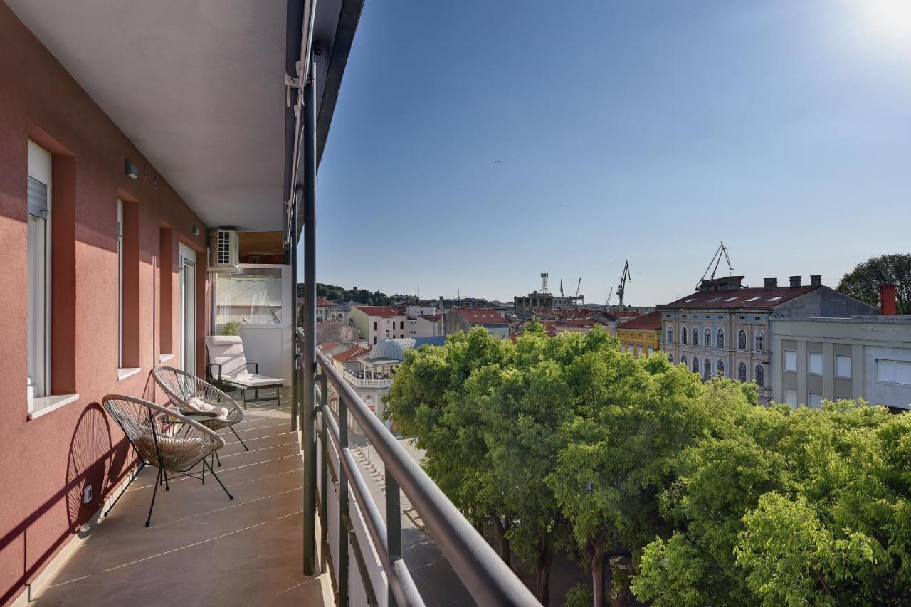 Giardini Penthouse Apartment 普拉 外观 照片